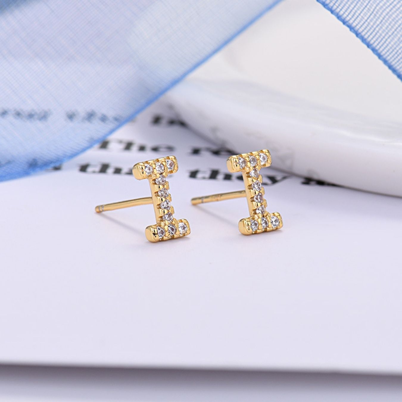 Kolczyki Initial "Identity"