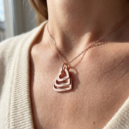 Naszyjnik z imieniem "Zagnieżdżone Serca"