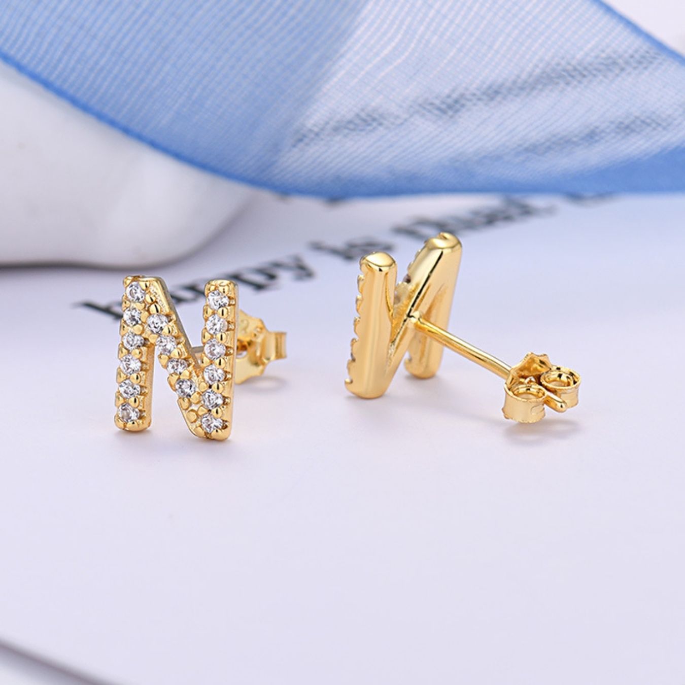 Kolczyki Initial "Identity"