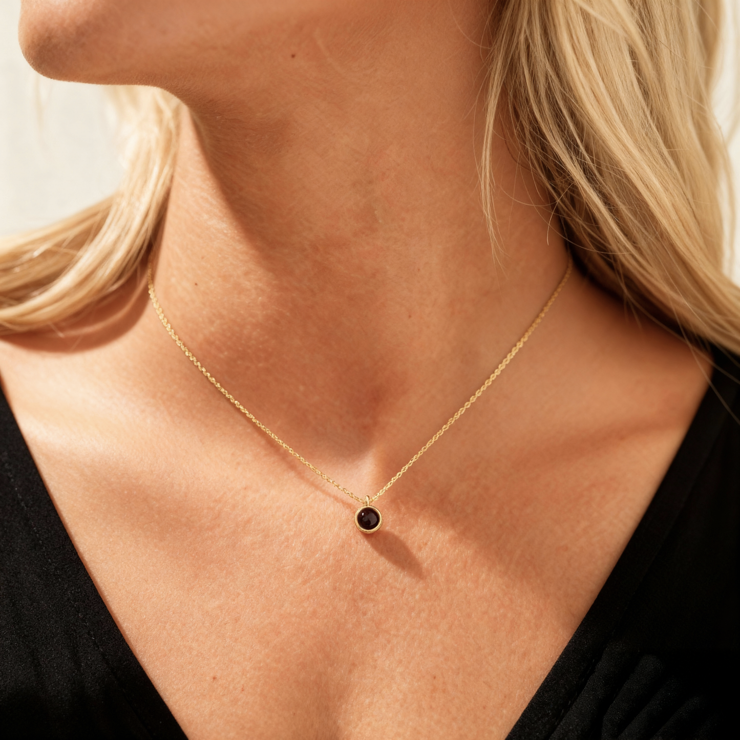 Naszyjnik z projekcją "Tiny"