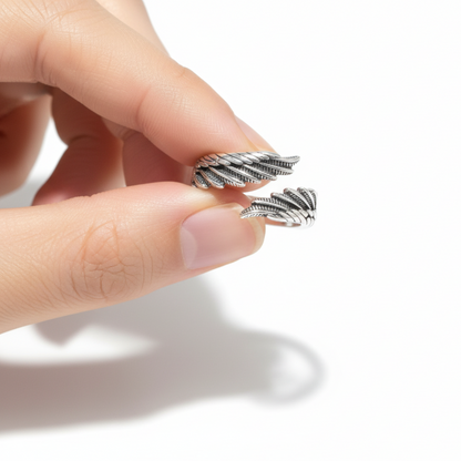 Regulowany pierścionek "Angel"