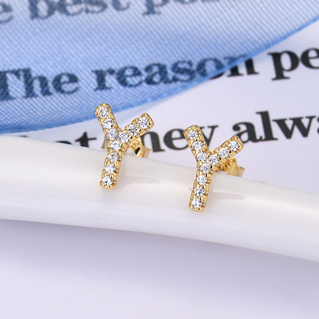 Kolczyki Initial "Identity"