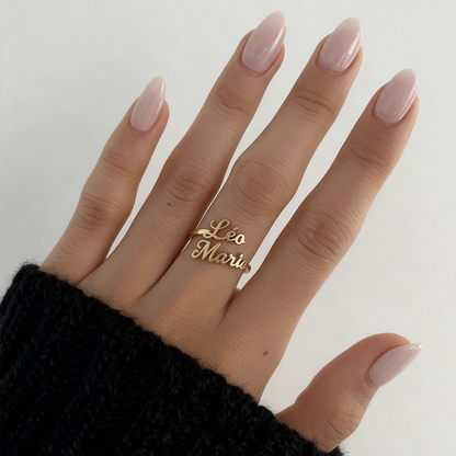 Regulowany pierścionek z imieniem "Double Script"