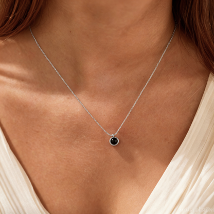 Naszyjnik z projekcją "Tiny"