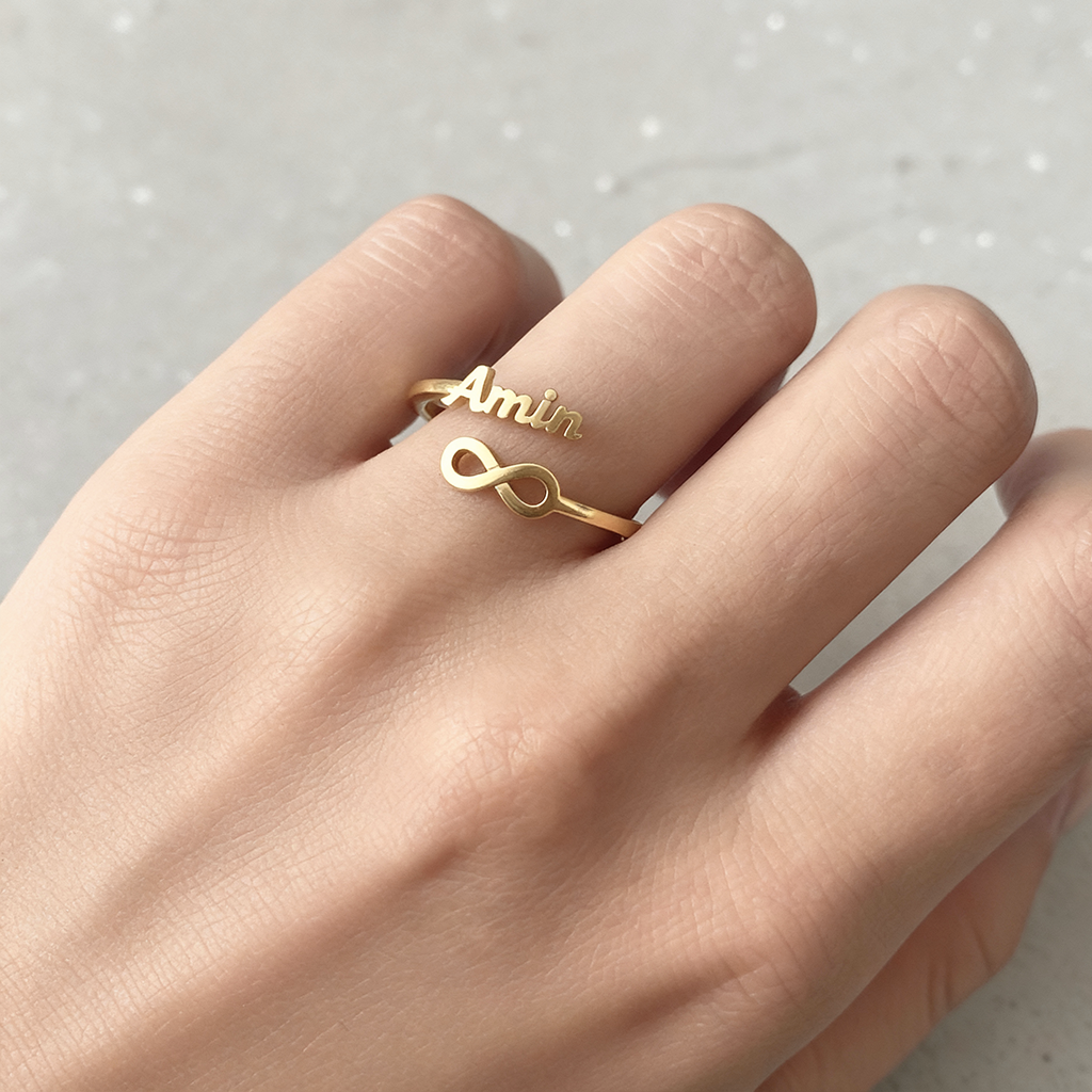 Regulowany pierścionek z imieniem "Eternal Bond"