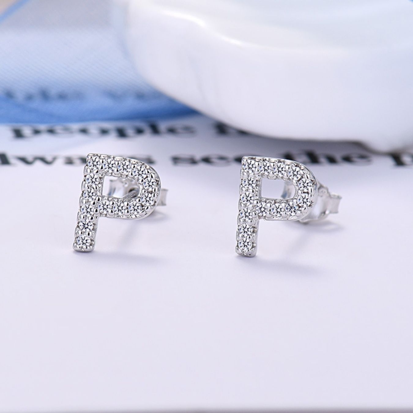 Kolczyki Initial "Identity"