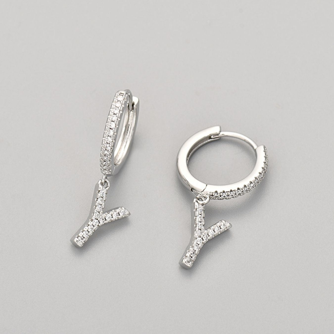 Kolczyki Initial "Crystal"
