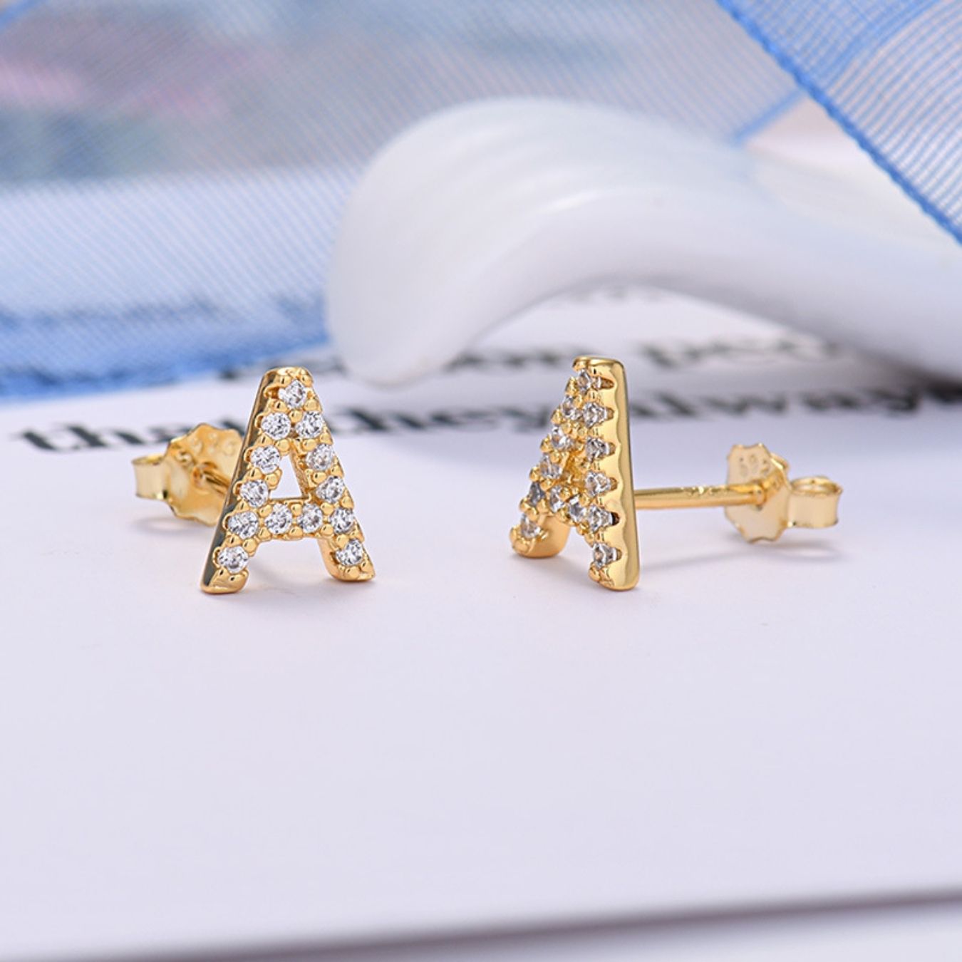 Kolczyki Initial "Identity"