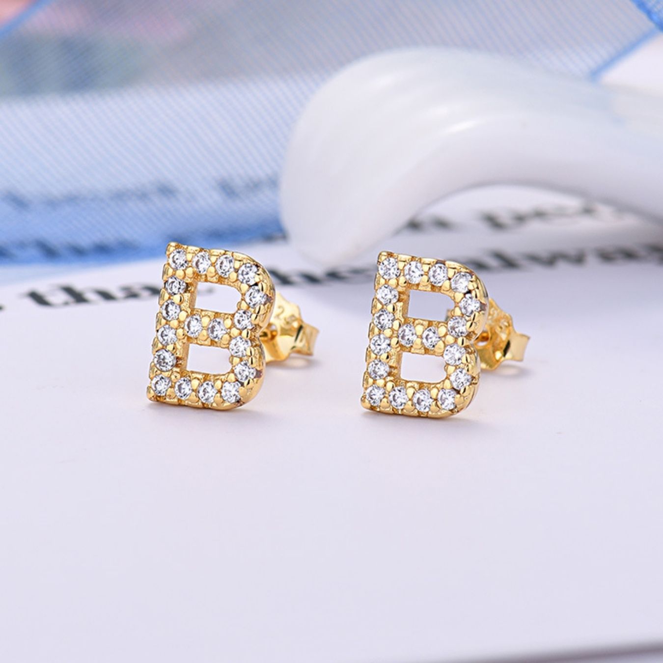 Kolczyki Initial "Identity"