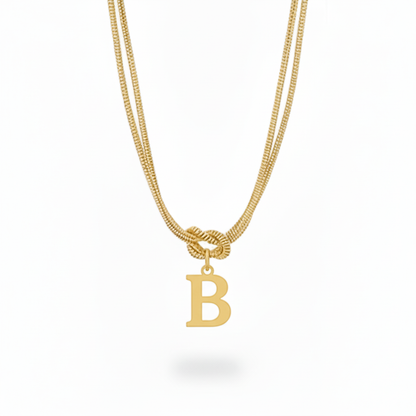 Naszyjnik z literą "Alphabet Knot"