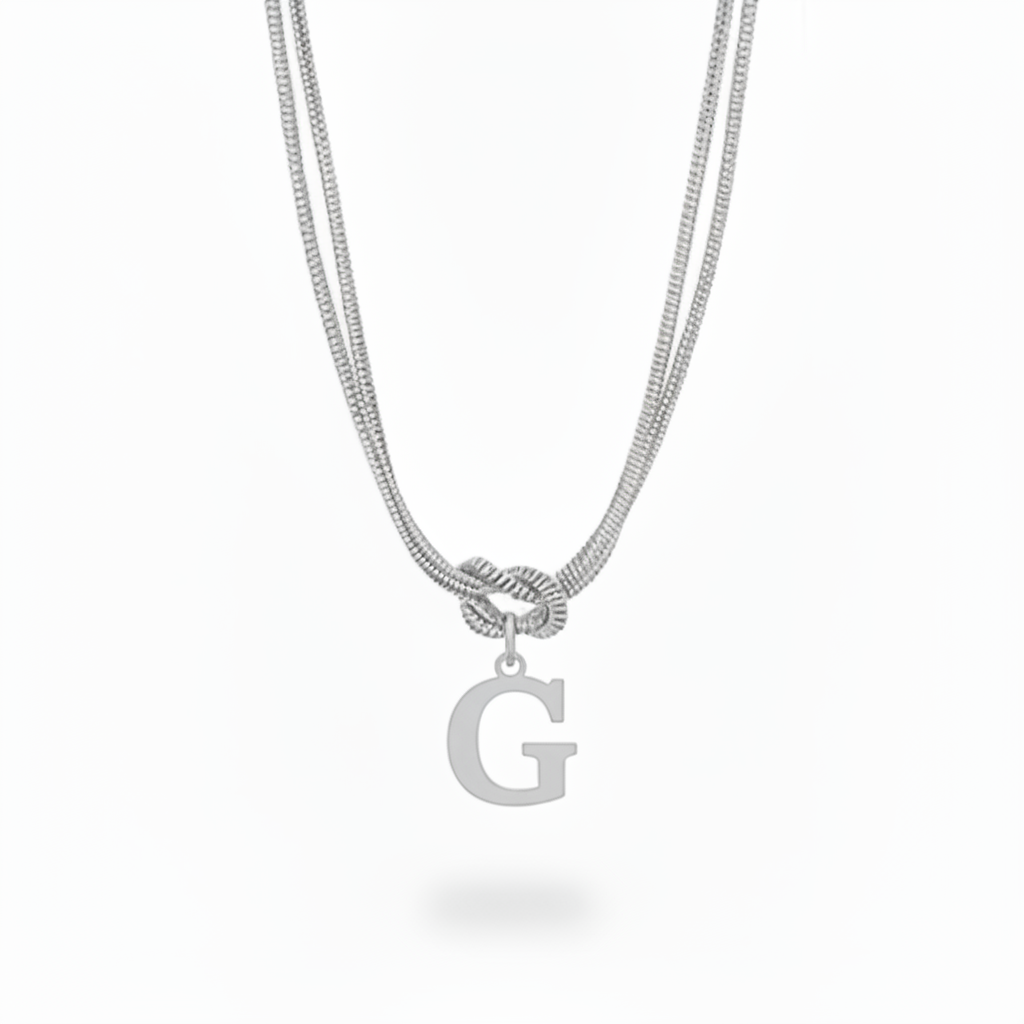 Naszyjnik z literą "Alphabet Knot"