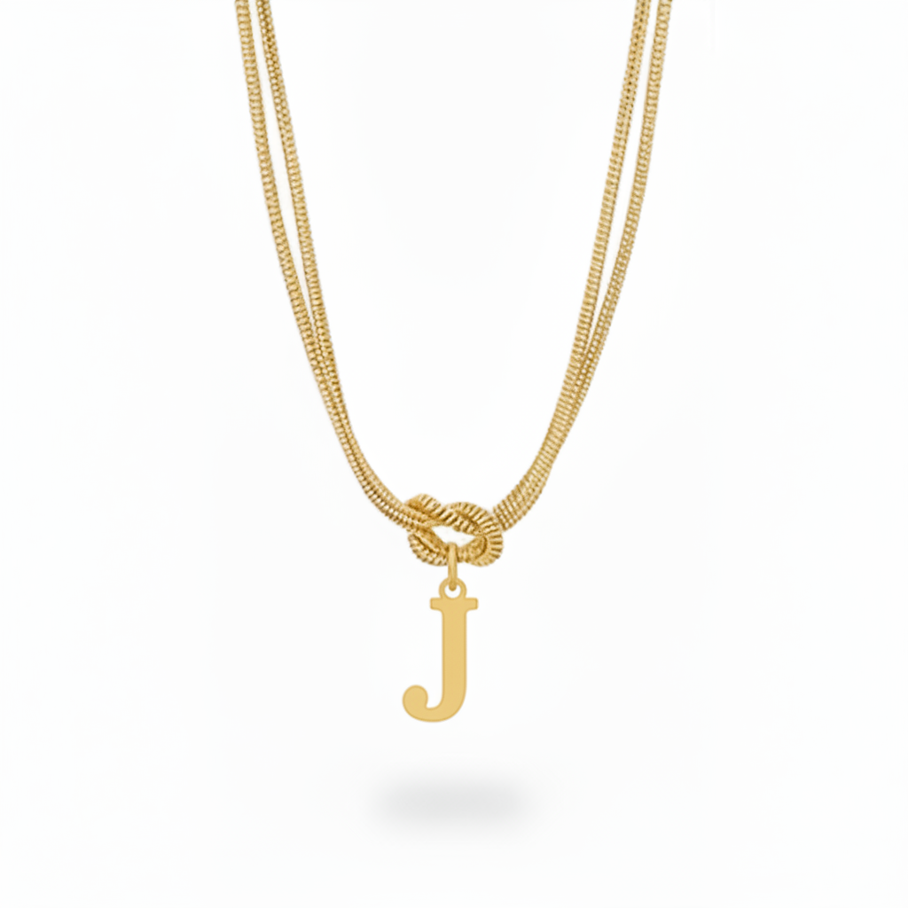 Naszyjnik z literą "Alphabet Knot"