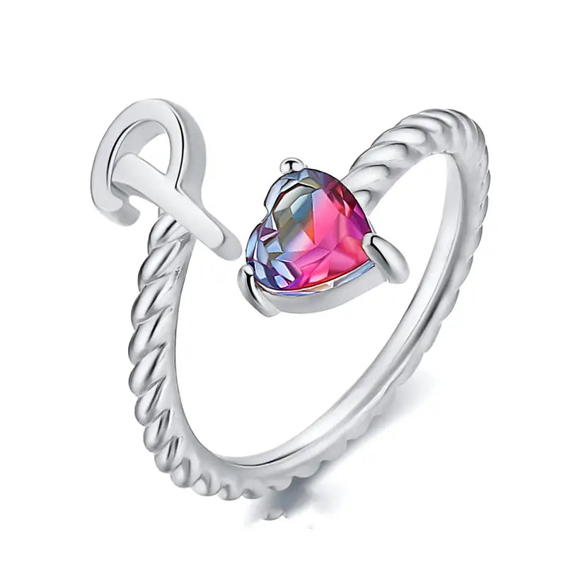 Regulowany pierścionek z literą "Mermaid Tail"