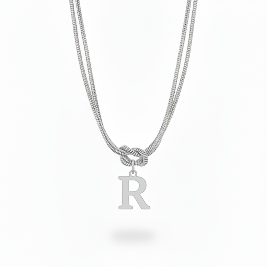 Naszyjnik z literą "Alphabet Knot"