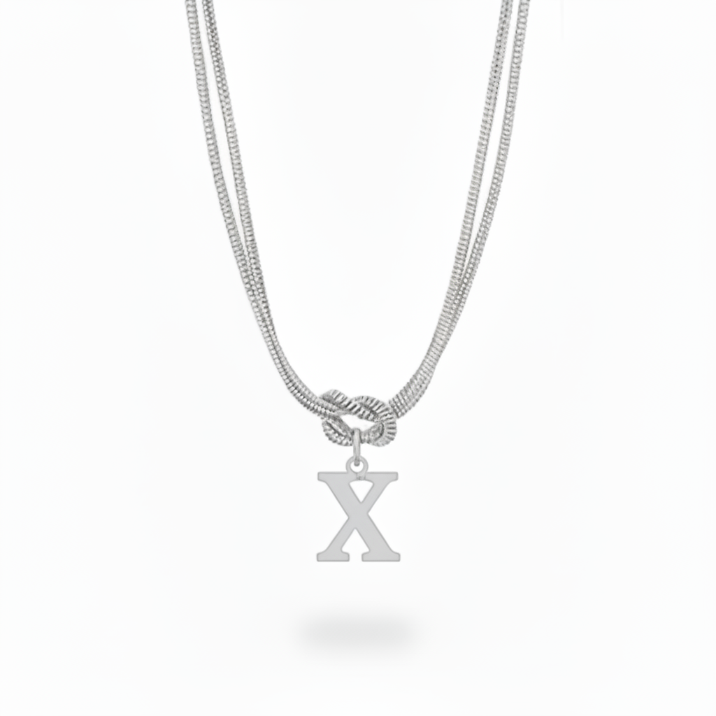 Naszyjnik z literą "Alphabet Knot"