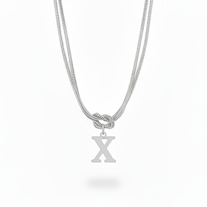 Naszyjnik z literą "Alphabet Knot"