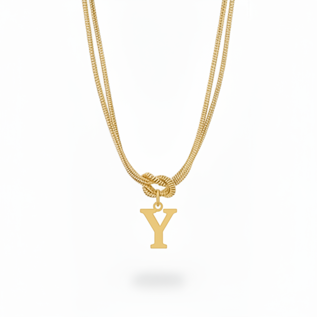 Naszyjnik z literą "Alphabet Knot"