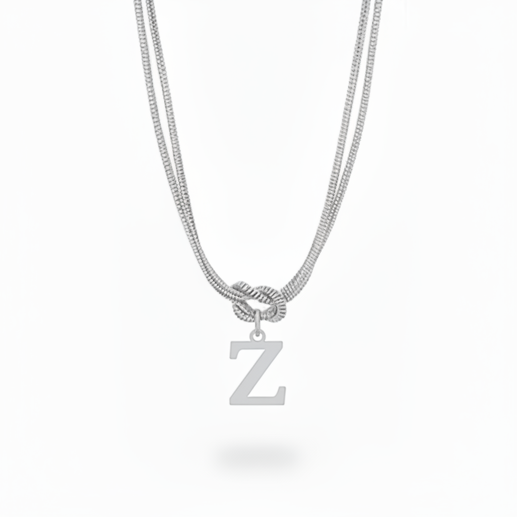 Naszyjnik z literą "Alphabet Knot"